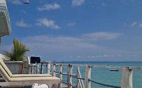 Rumah Marta Ceningan Island